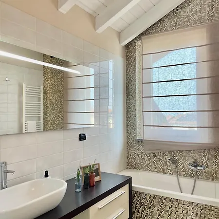 Casa Degli Ulivi * Cadrezzate