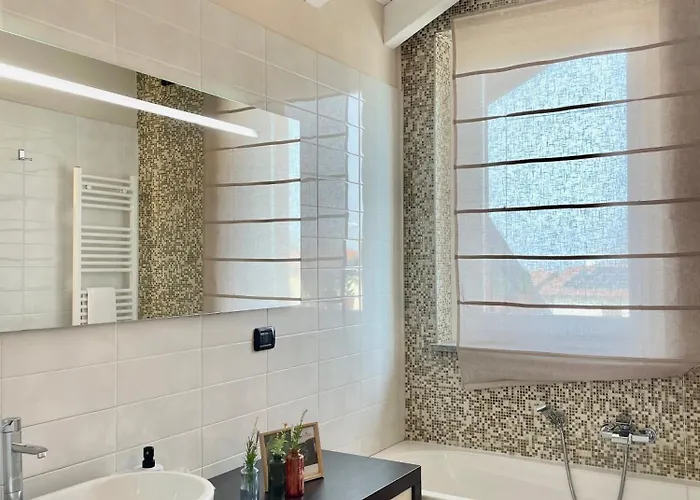 Casa Degli Ulivi * Cadrezzate